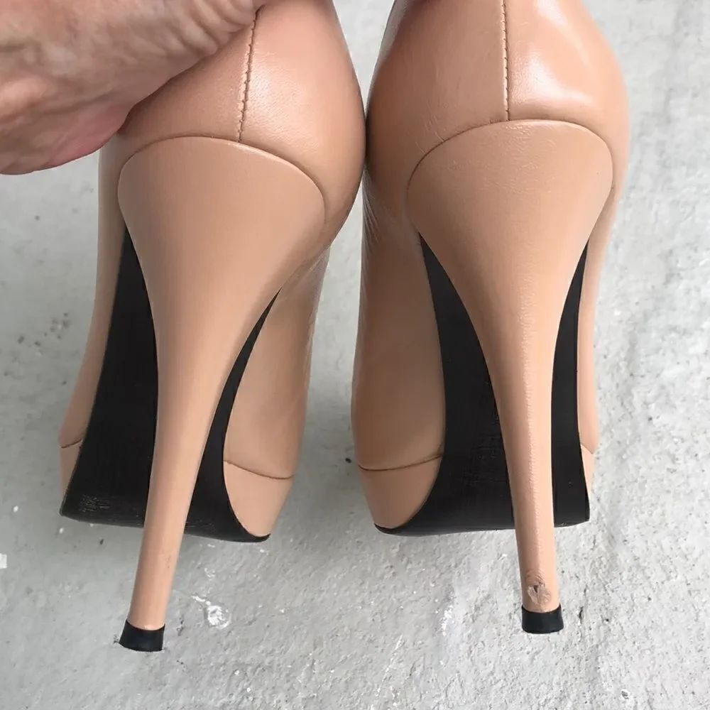 Stuart Weitzman heels - Picture 6 of 6